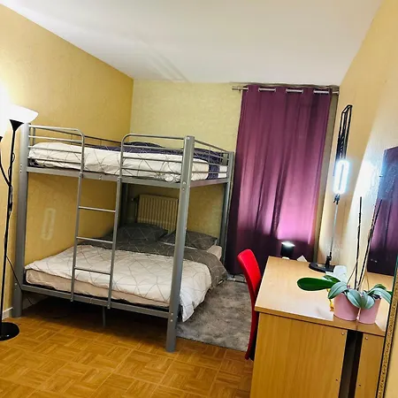 Dlta Hote * Torcy (Seine-et-Marne)